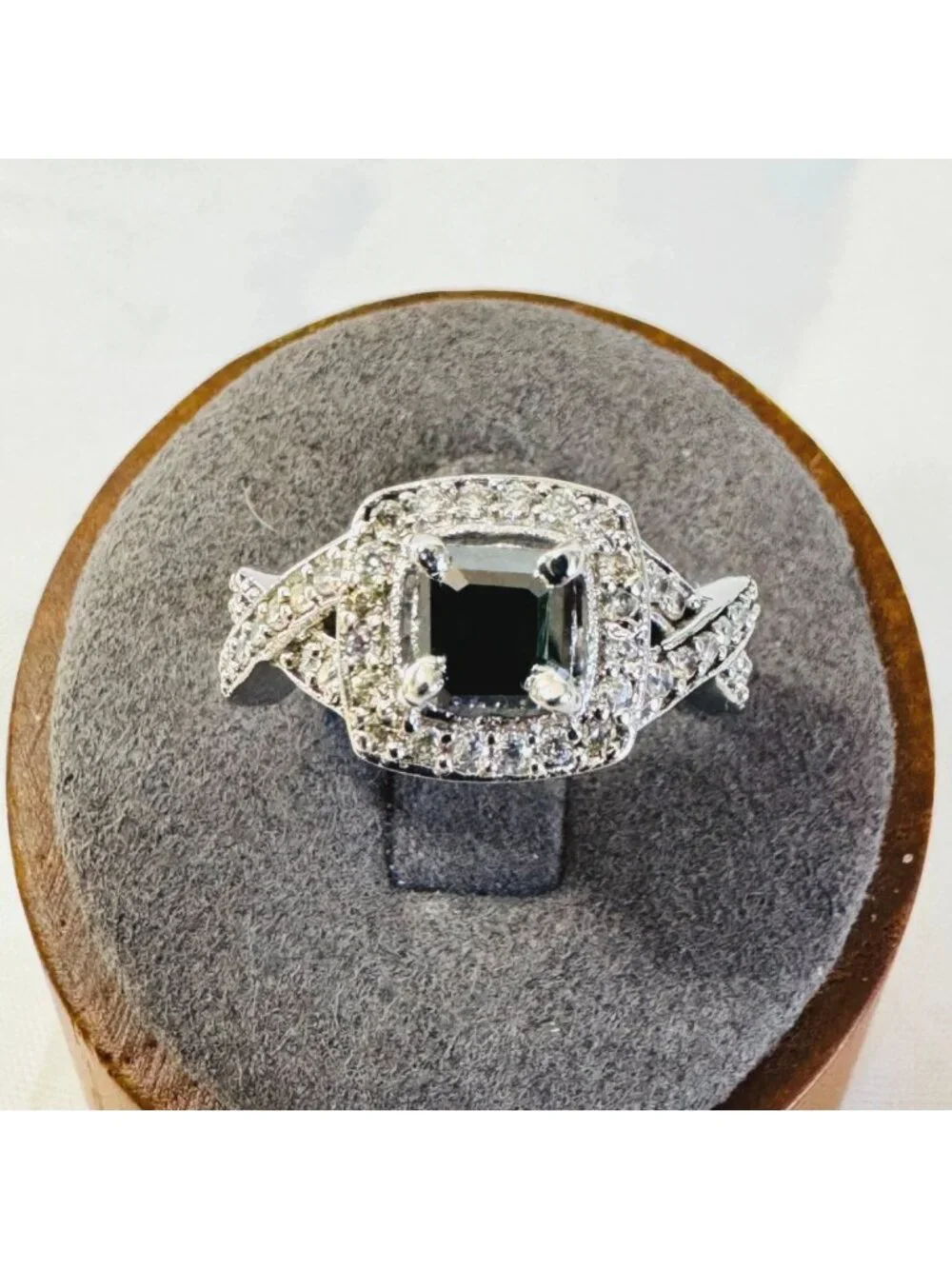 Dark Green Garnet Sterling Silver 925 CZ Halo Ring Twist Shoulders Size 7.25